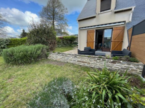 Maison paisible, piscine, plages à 500m